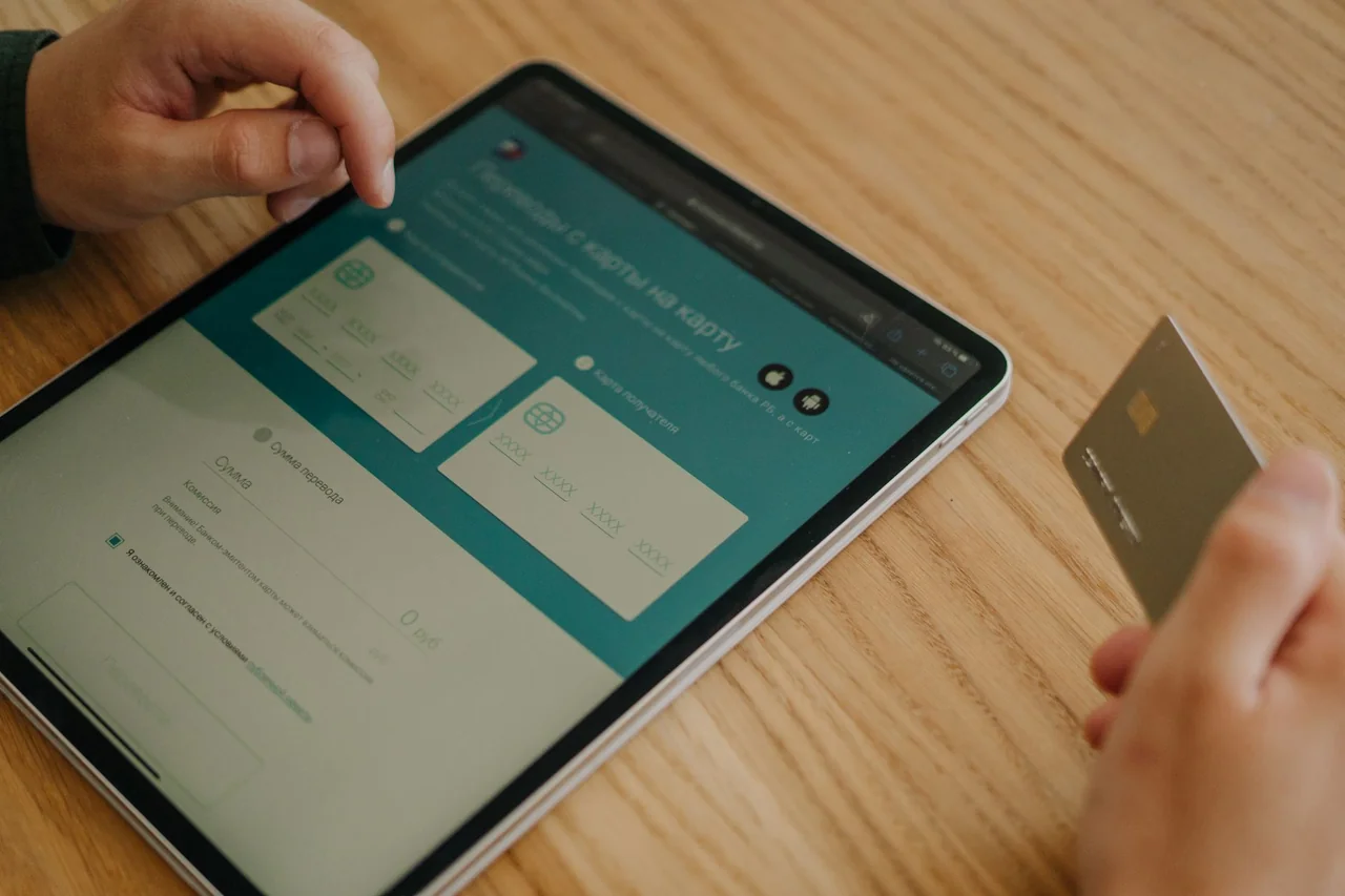 fintech atiende 10.000 consultas diarias con un equipo de 3 personas - FinTech Atiende 10.000 Consultas Diarias con un E